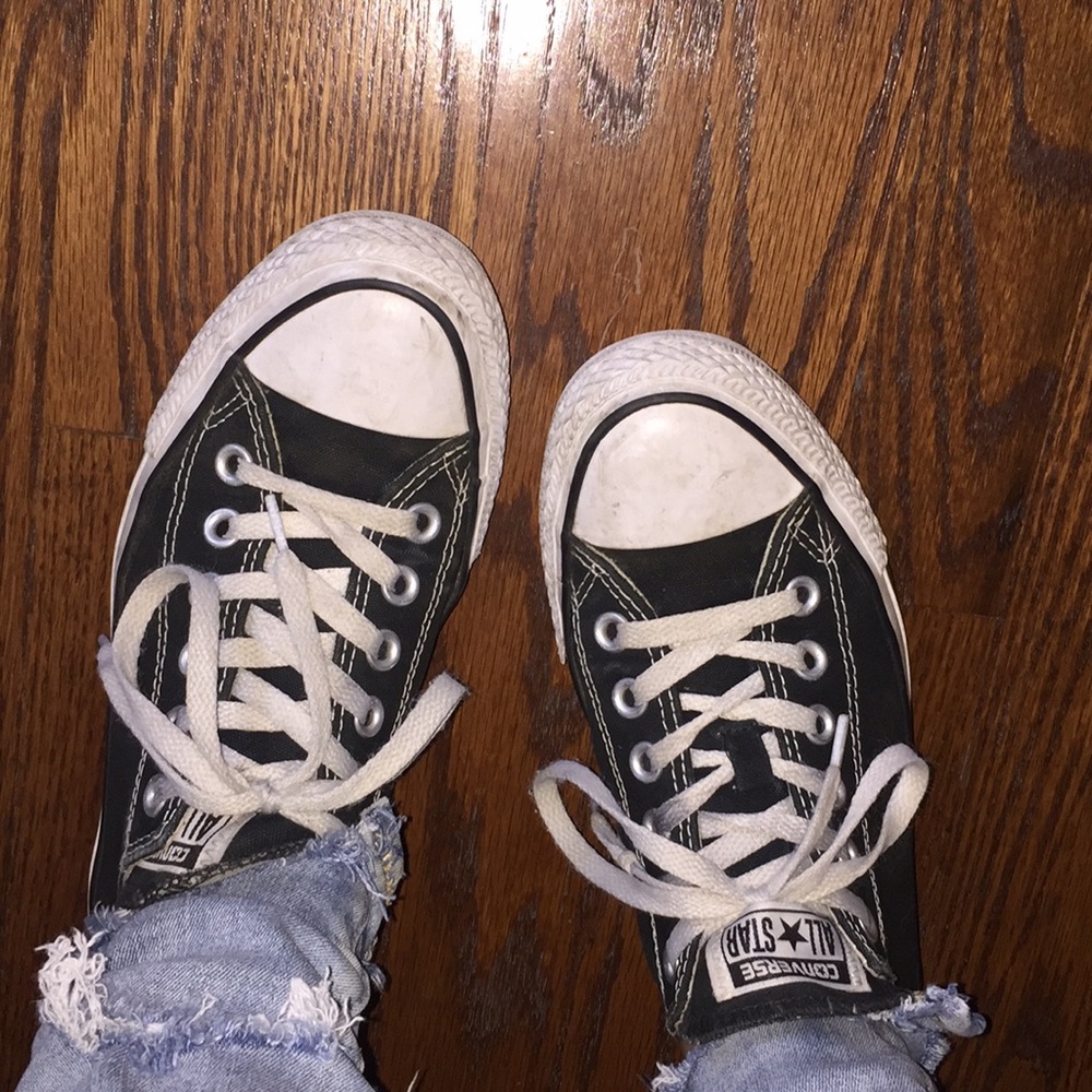 black converse